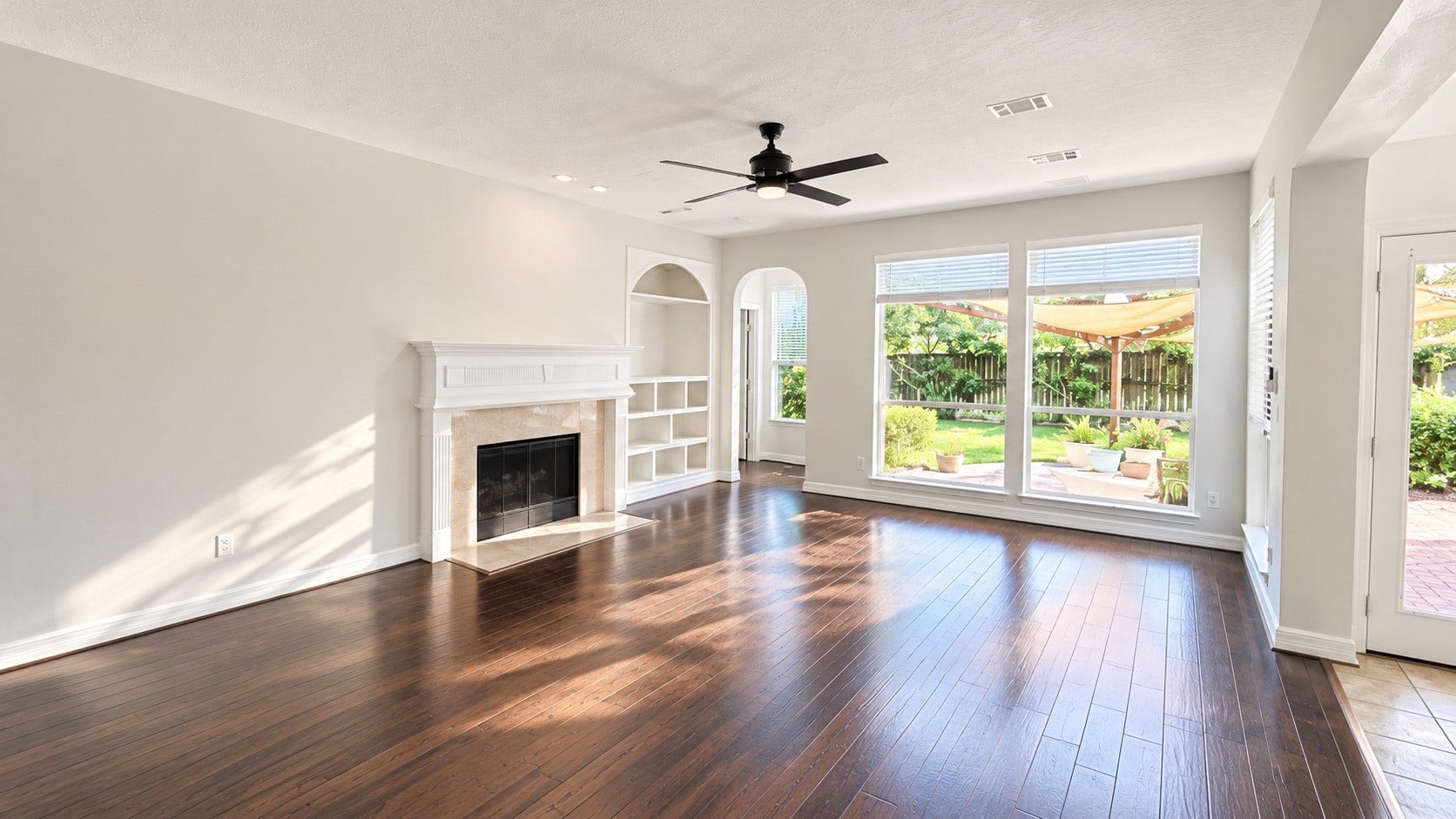 5510 Cherry Creek Bend Court, Houston, TX 77041 Upstairs game room featuring ample shelving for storage and display.