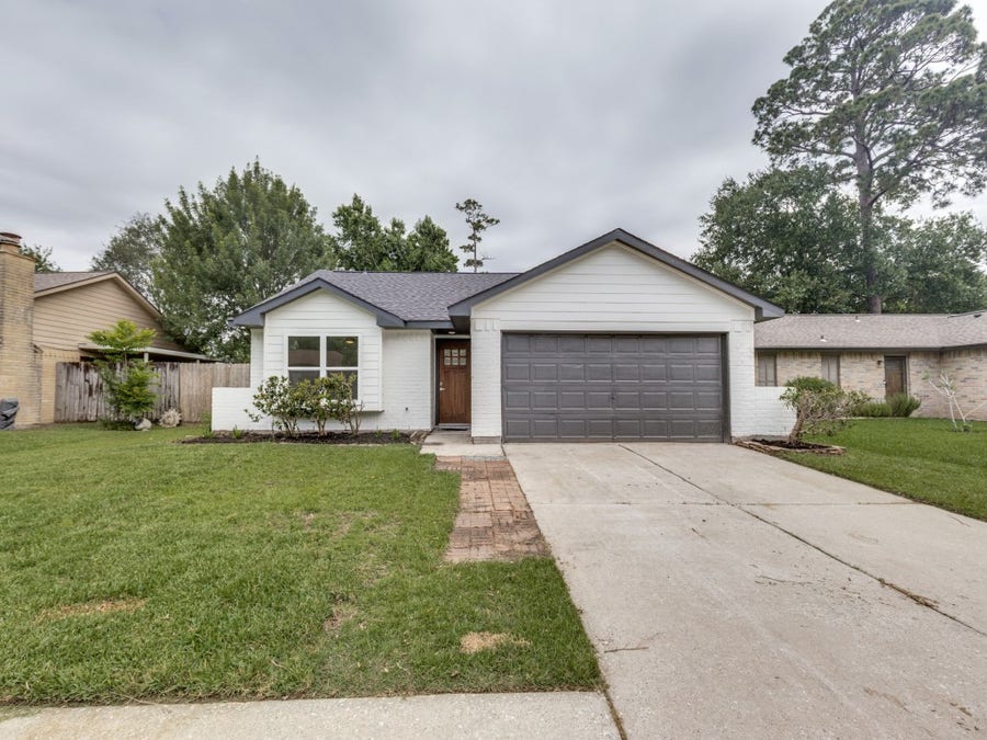 Property photo for 6915 Foxwaithe Lane, Humble, TX