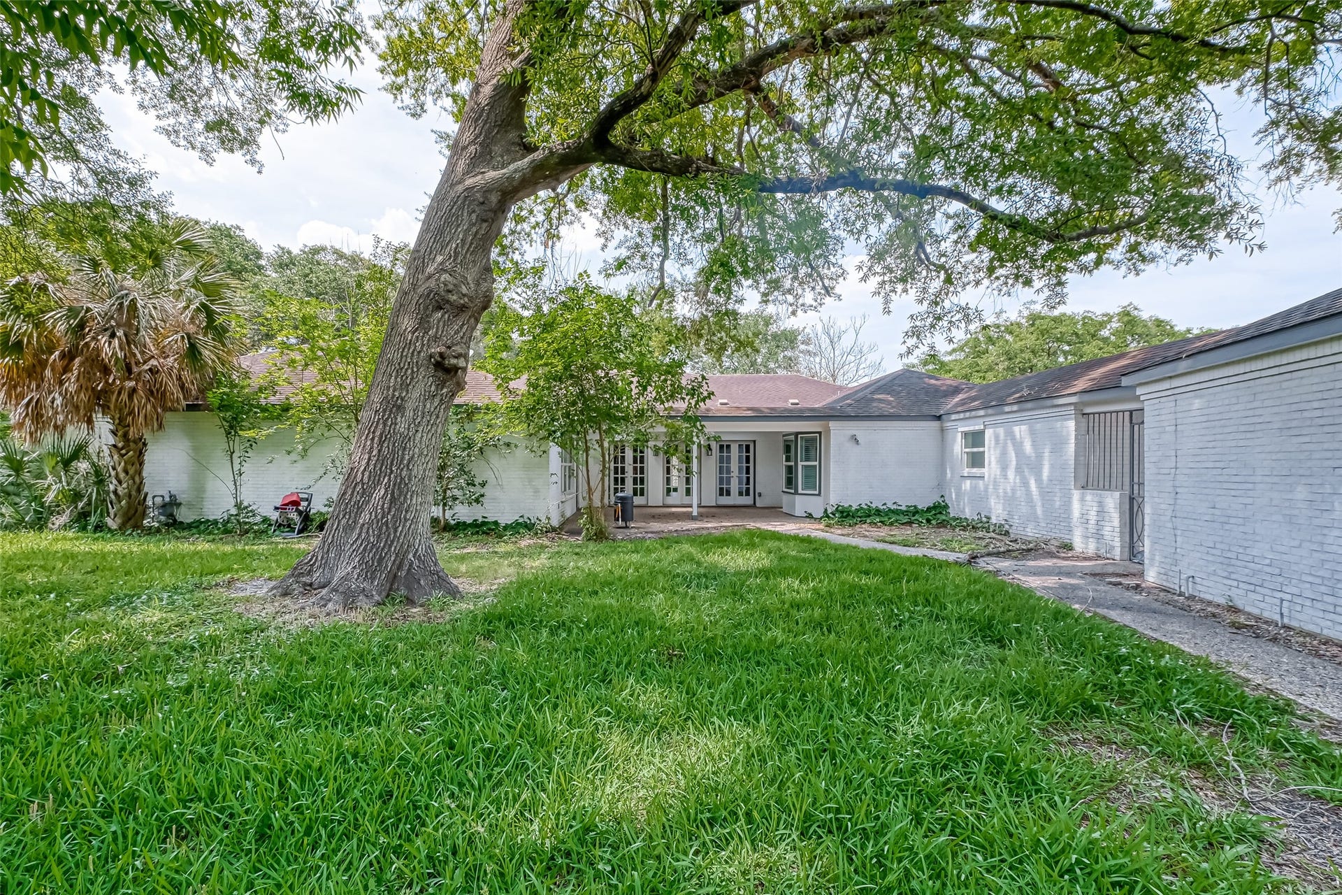 5319 S Braeswood Boulevard, Houston, TX 77096