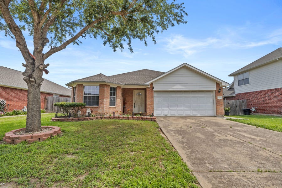 Property photo for 13722 Branford Greens Drive, Houston, TX