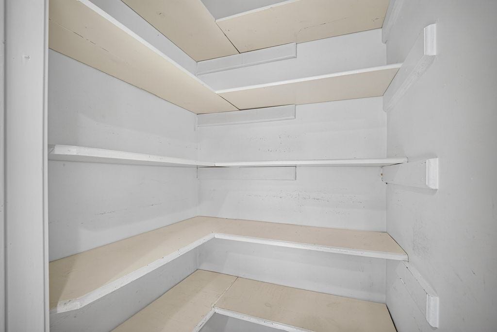 14946 Spring Lake Drive, Houston, TX 77070 14946 Spring Lake Drive, Houston, TX 77070