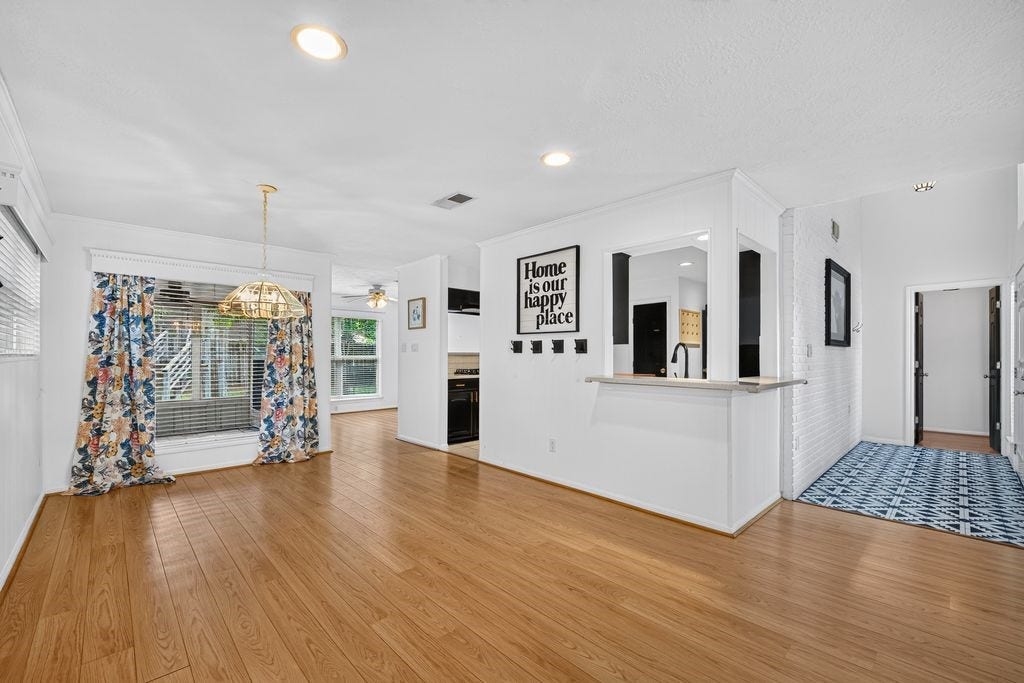14946 Spring Lake Drive, Houston, TX 77070 14946 Spring Lake Drive, Houston, TX 77070