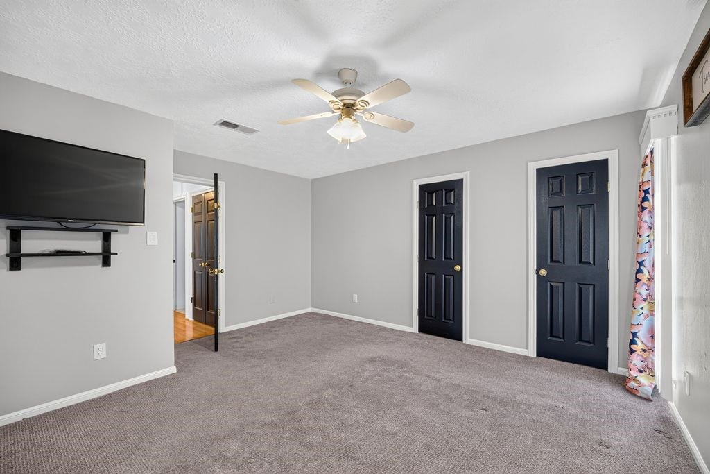 14946 Spring Lake Drive, Houston, TX 77070 14946 Spring Lake Drive, Houston, TX 77070
