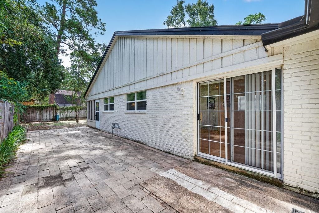 14946 Spring Lake Drive, Houston, TX 77070 14946 Spring Lake Drive, Houston, TX 77070