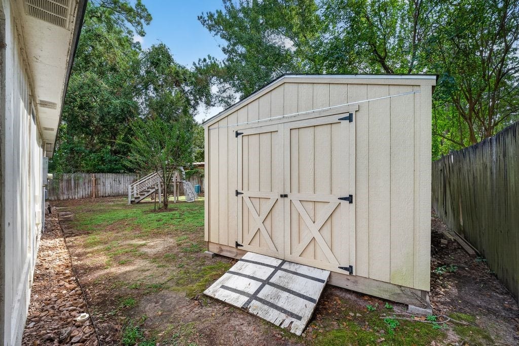 14946 Spring Lake Drive, Houston, TX 77070 14946 Spring Lake Drive, Houston, TX 77070
