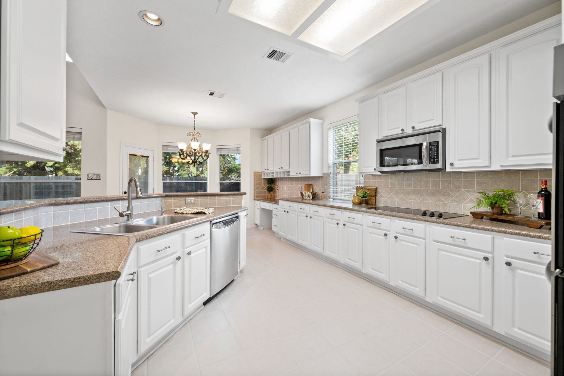 8026 Trophy Place Drive, Humble, TX 77346 8026 Trophy Place Drive, Humble, TX 77346