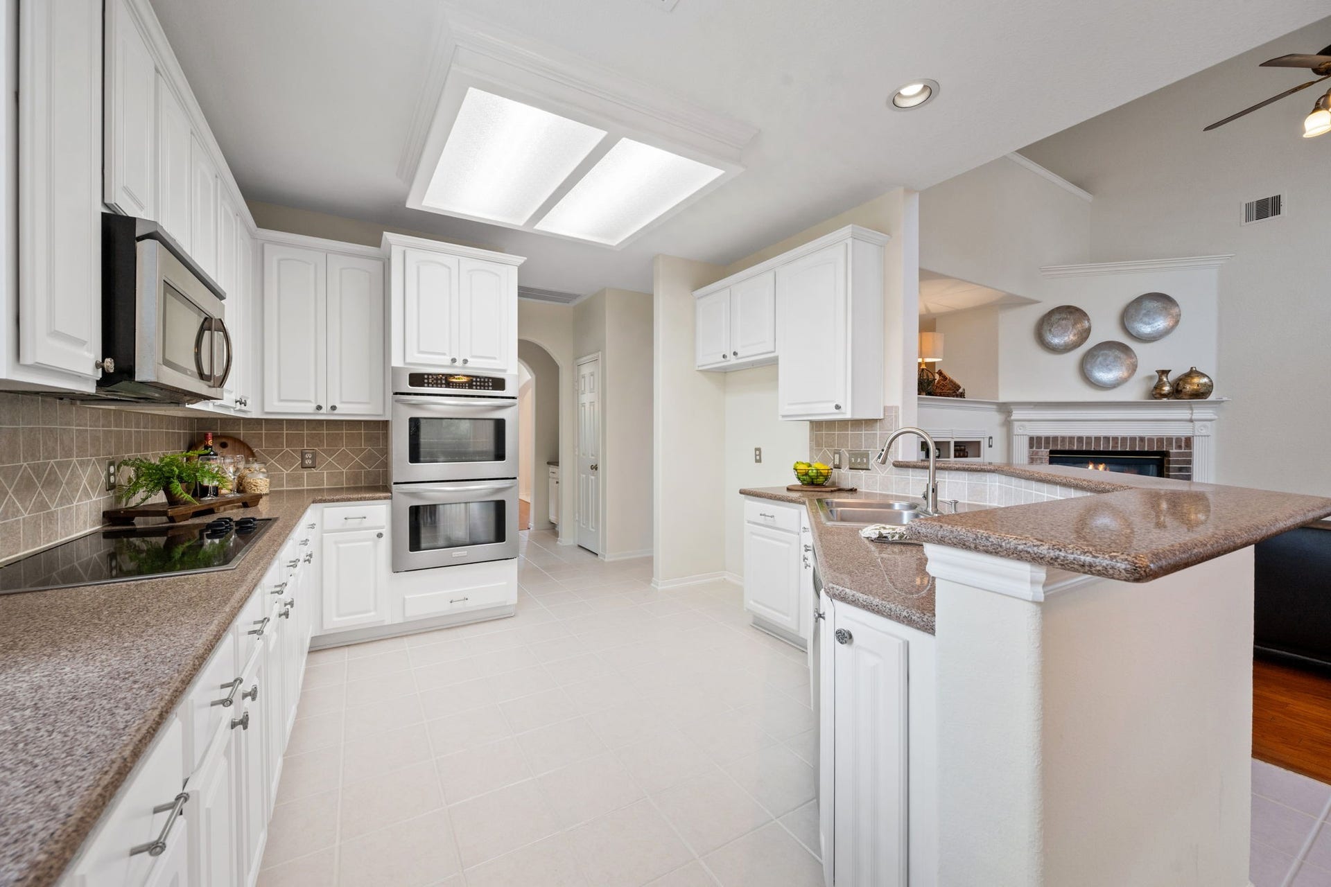 8026 Trophy Place Drive, Humble, TX 77346 8026 Trophy Place Drive, Humble, TX 77346