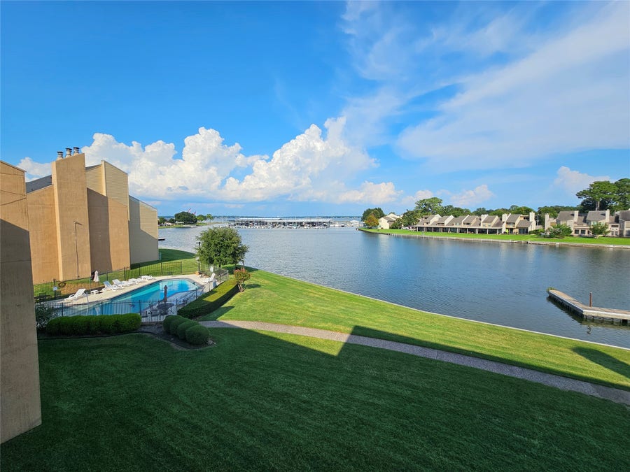 Property photo for 12600 Melville Drive, #321B, Montgomery, TX
