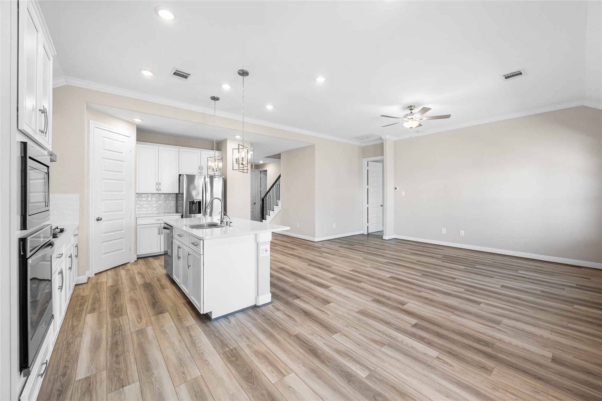 17681 Rosette Grass Drive, Conroe, TX 77385 17681 Rosette Grass Drive, Conroe, TX 77385