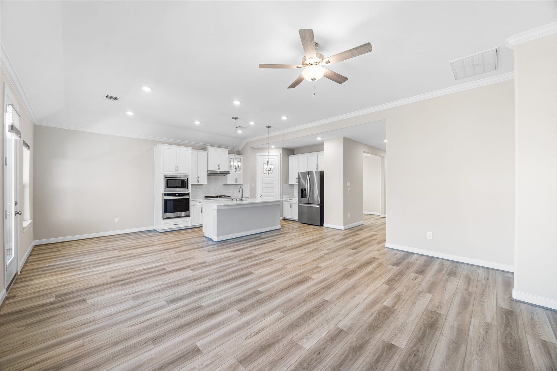 17681 Rosette Grass Drive, Conroe, TX 77385 17681 Rosette Grass Drive, Conroe, TX 77385