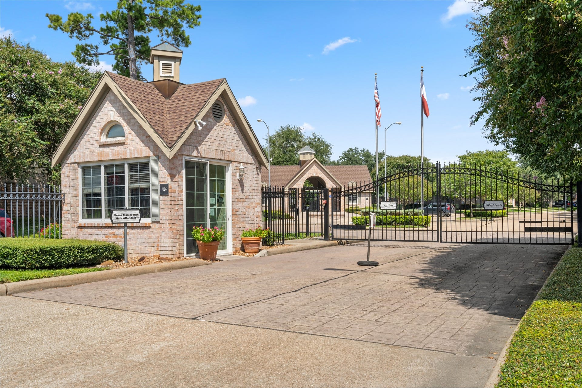 7018 Afton Woods Drive, Houston, TX 77055 7018 Afton Woods Drive, Houston, TX 77055
