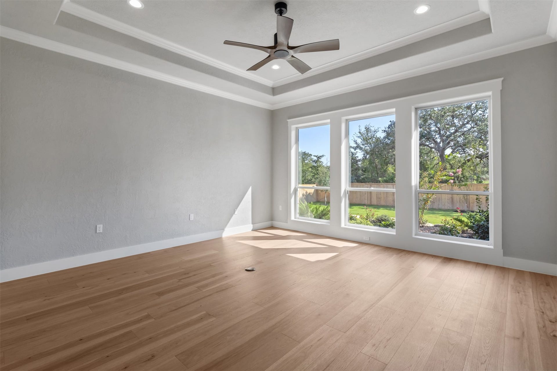4712 Foxglove Court, College Station, TX 77845 Primary Bedroom
