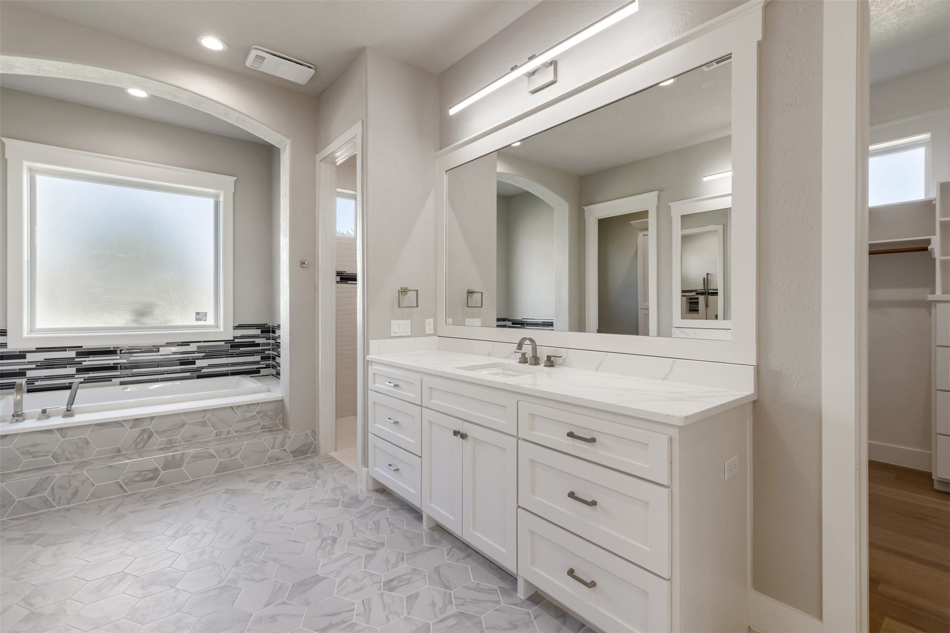 4712 Foxglove Court, College Station, TX 77845 4712 Foxglove Court, College Station, TX 77845