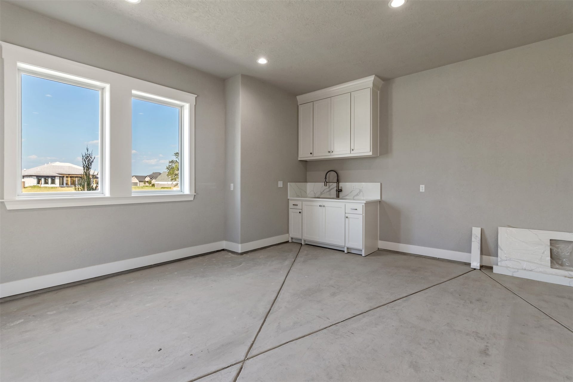 4712 Foxglove Court, College Station, TX 77845 4712 Foxglove Court, College Station, TX 77845