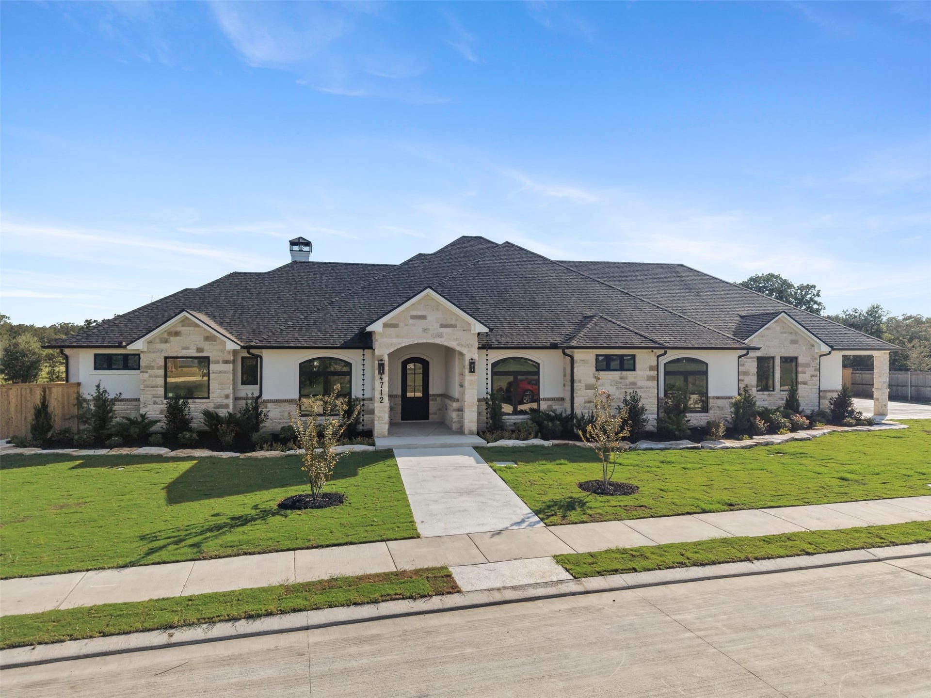 4712 Foxglove Court, College Station, TX 77845 4712 Foxglove Court, College Station, TX 77845