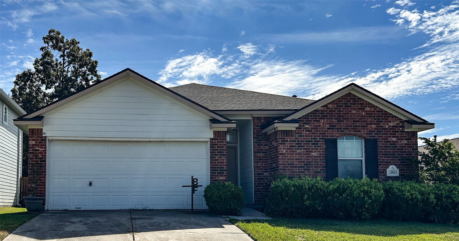 2054 Briar Grove Drive, Conroe, TX 77301 2054 Briar Grove Drive, Conroe, TX 77301