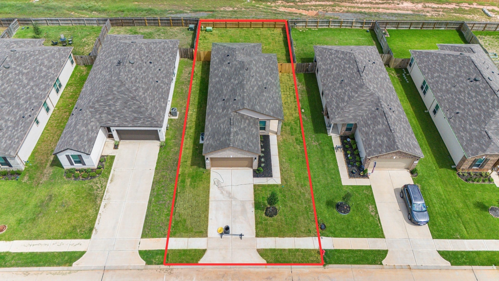 640 Appaloosa Meadow Drive, Magnolia, TX 77354 Amazing aerial shot of this gorgeous KB Home home situated on a large lot with NO BACK NEIGHBORS, ample yard space in front and the back, lush landscaping and well-maintained yard!