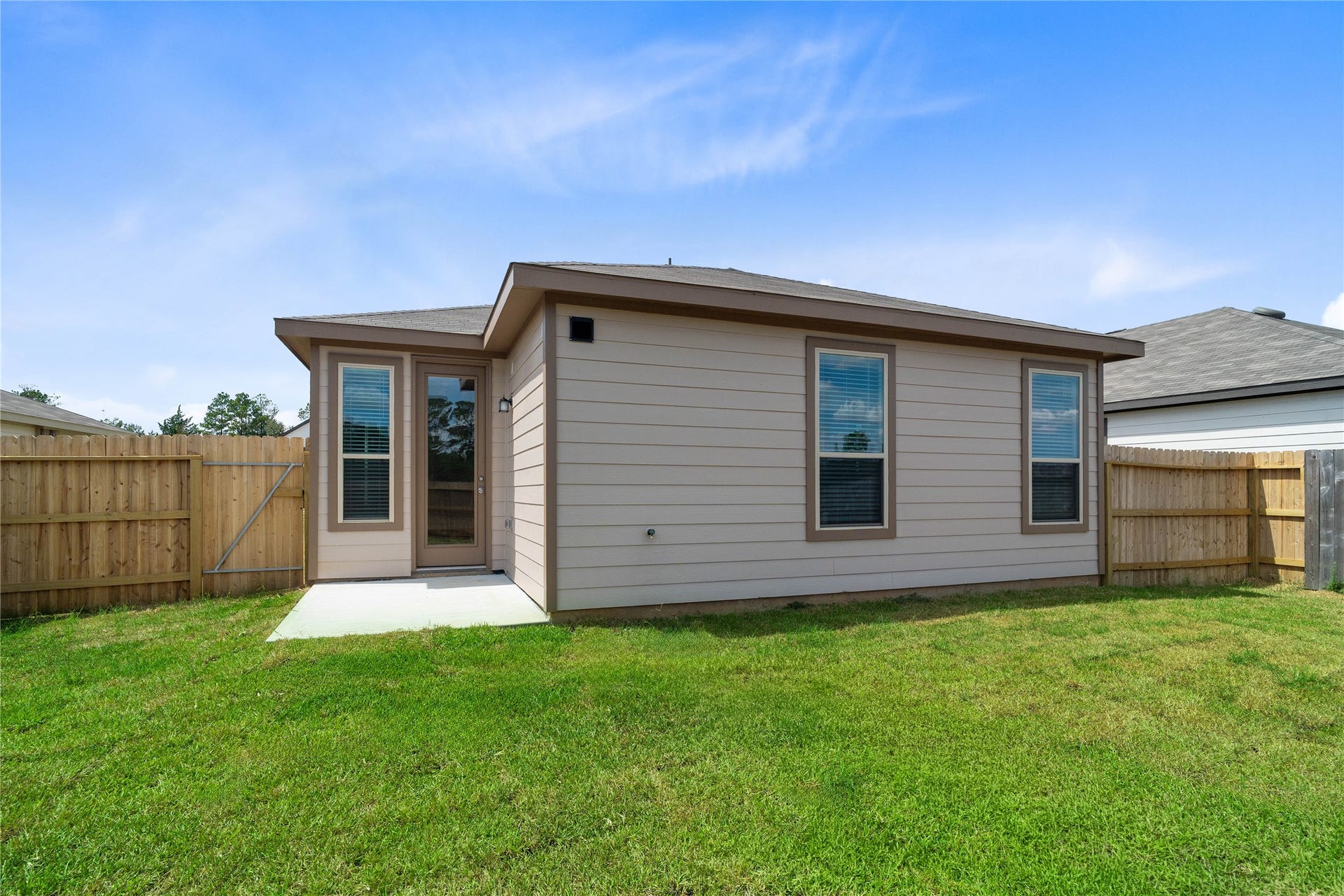 640 Appaloosa Meadow Drive, Magnolia, TX 77354 Come and see this spacious backyard. There is plenty of room for the kids to play and adults to relax!