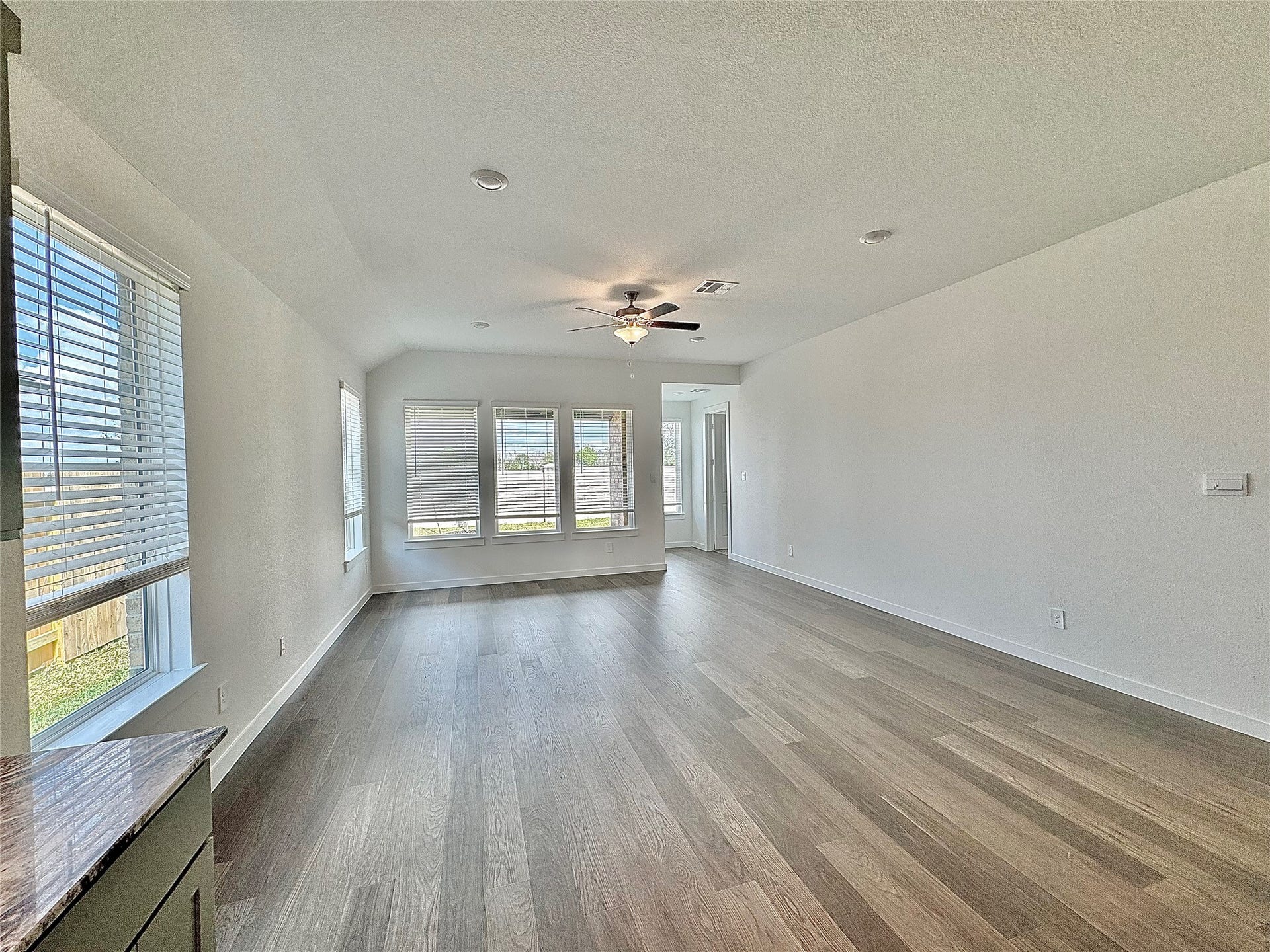 3315 Daily Harvest Drive, Pearland, TX 77581 3315 Daily Harvest Drive, Pearland, TX 77581