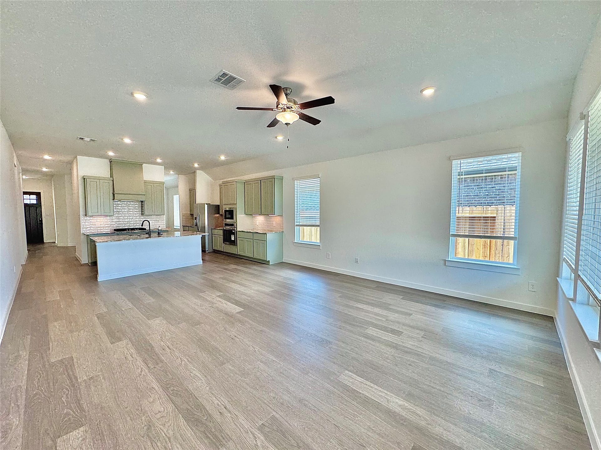3315 Daily Harvest Drive, Pearland, TX 77581 3315 Daily Harvest Drive, Pearland, TX 77581