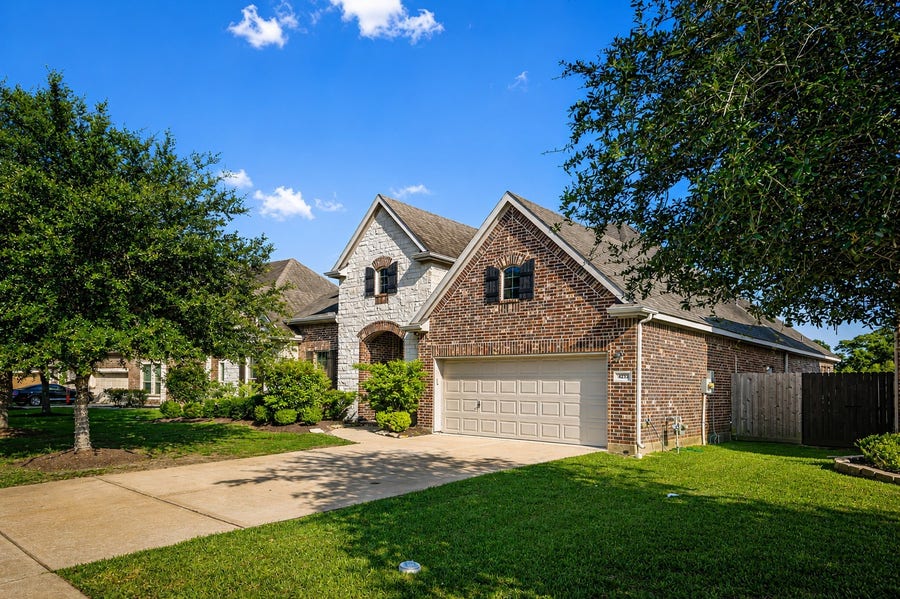 Property photo for 4213 Sycamore Point, Friendswood, TX