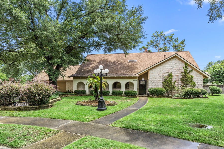 Property photo for 2210 S Memorial Court, Pasadena, TX