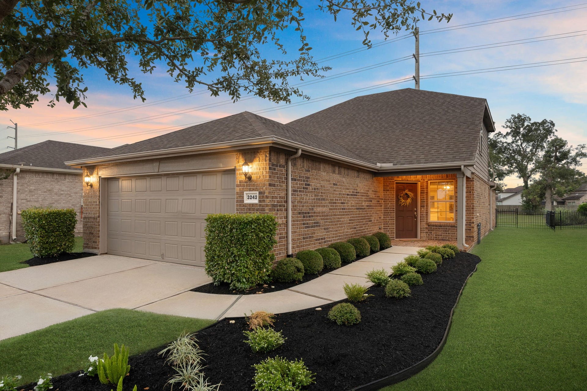 3242 Golden Eagle Way, Richmond, TX 77469 Welcome Home Freshly painted 3-bedroom, 3-bath Del Webb home set on a rare wider homesite with exceptional privacy.