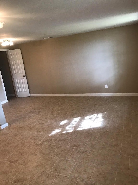 7102 N Highway 6, Hitchcock, TX 77563 7102 N Highway 6, Hitchcock, TX 77563
