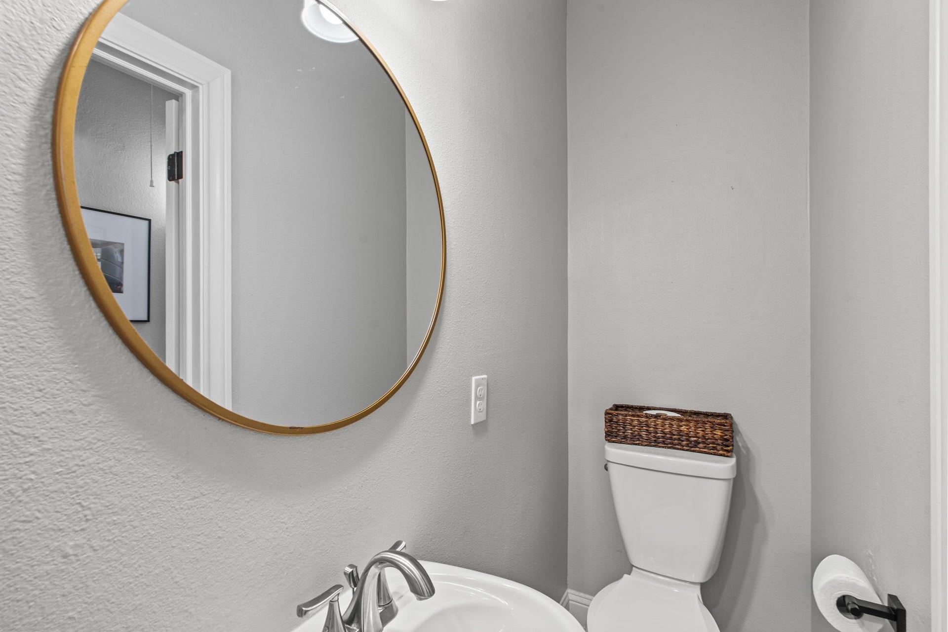 16003 Three Oaks Boulevard, Santa Fe, TX 77517 16003 Three Oaks Boulevard, Santa Fe, TX 77517