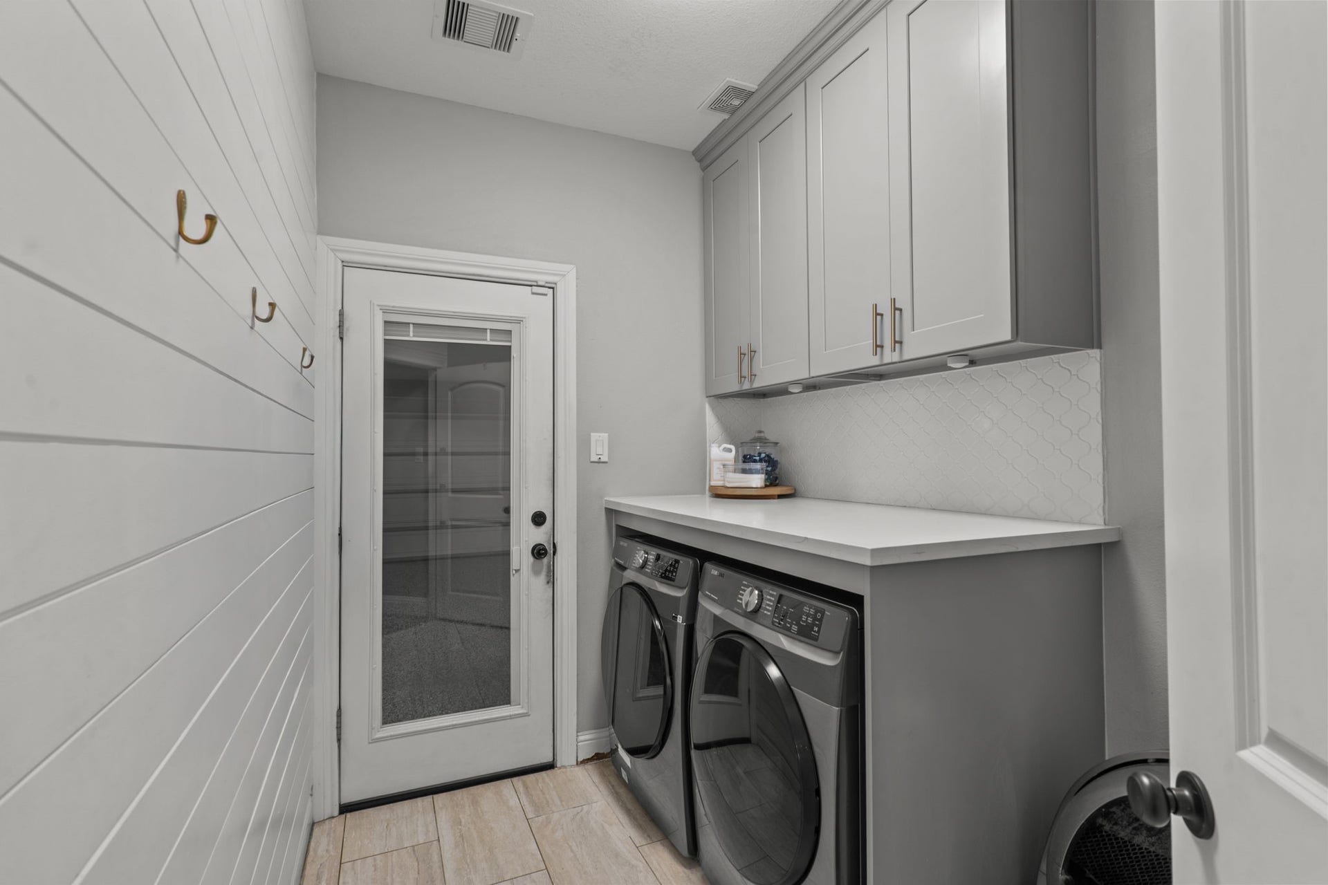 16003 Three Oaks Boulevard, Santa Fe, TX 77517 16003 Three Oaks Boulevard, Santa Fe, TX 77517