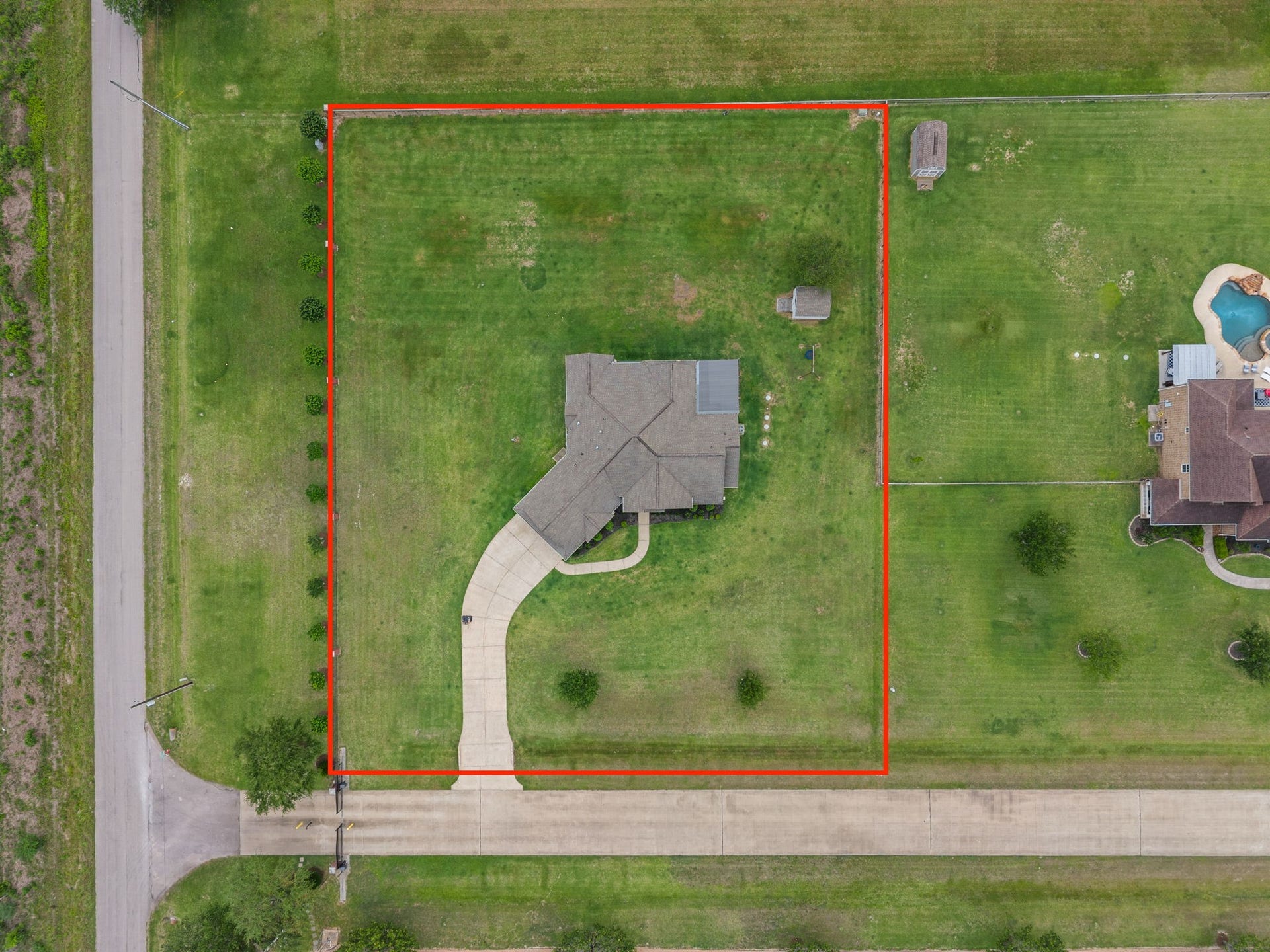 16003 Three Oaks Boulevard, Santa Fe, TX 77517 16003 Three Oaks Boulevard, Santa Fe, TX 77517