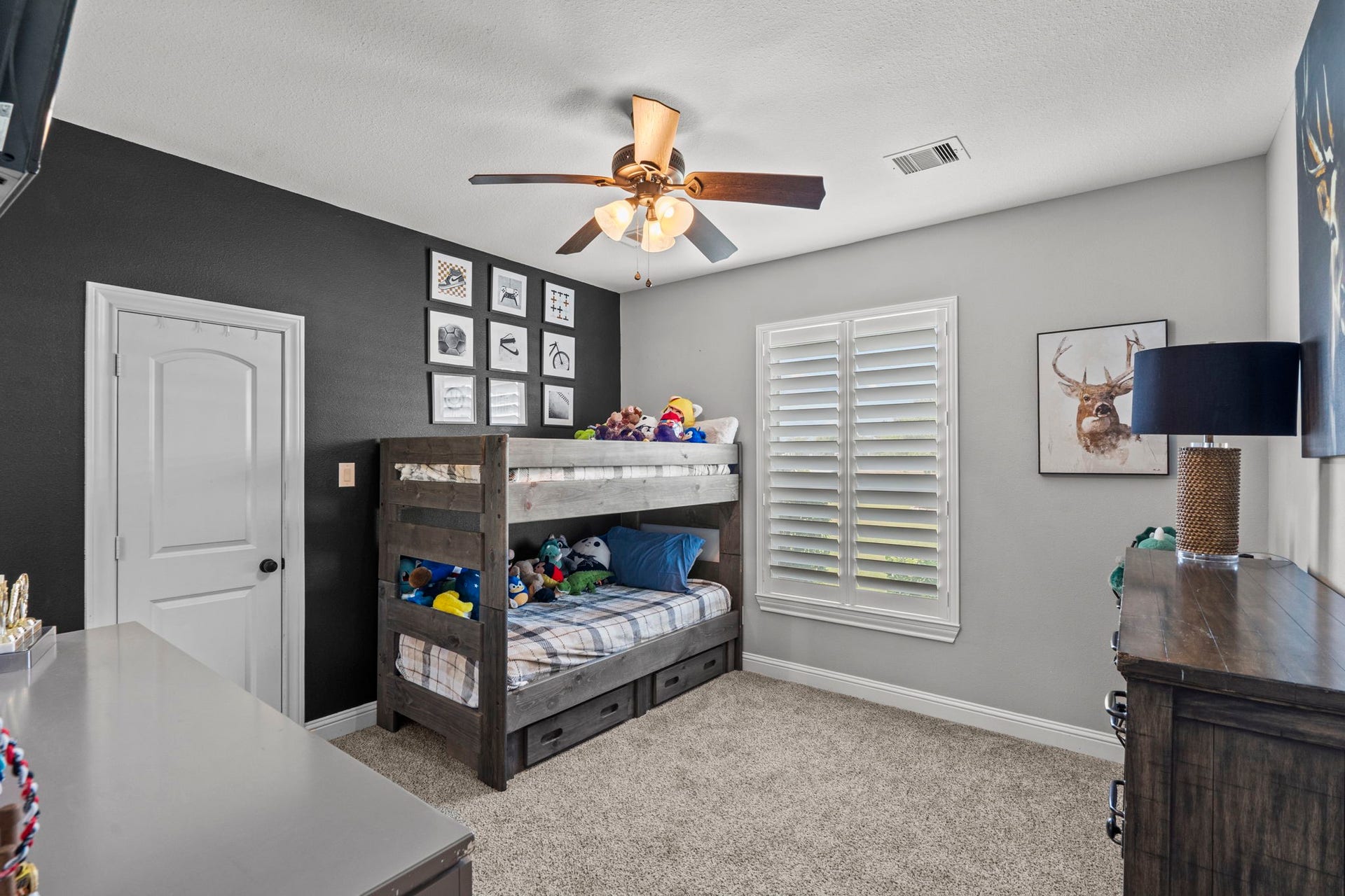 16003 Three Oaks Boulevard, Santa Fe, TX 77517 16003 Three Oaks Boulevard, Santa Fe, TX 77517