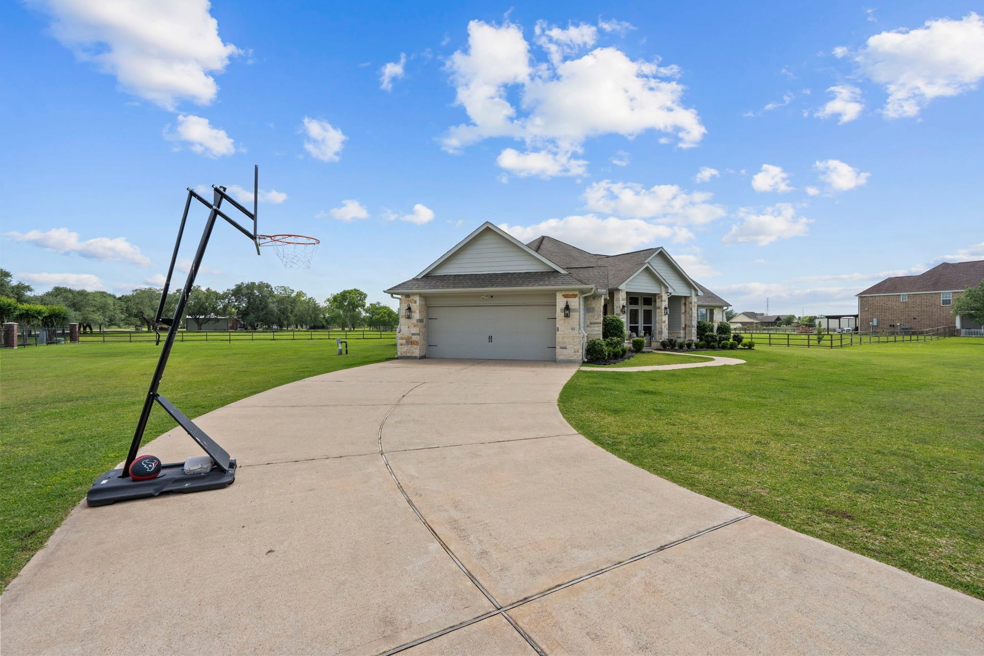 16003 Three Oaks Boulevard, Santa Fe, TX 77517 16003 Three Oaks Boulevard, Santa Fe, TX 77517