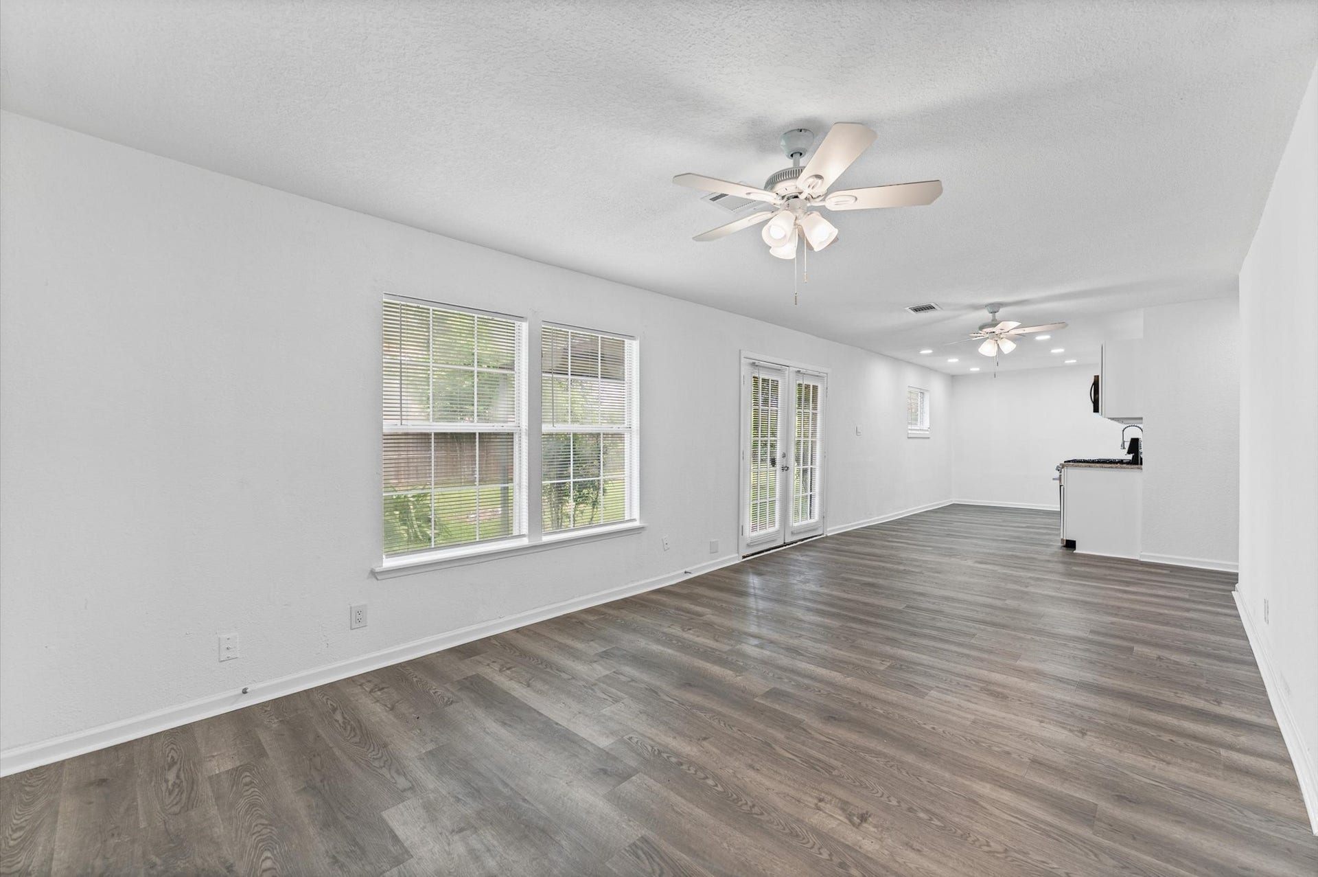 2617 Kingsdale Drive, Deer Park, TX 77536 2617 Kingsdale Drive, Deer Park, TX 77536
