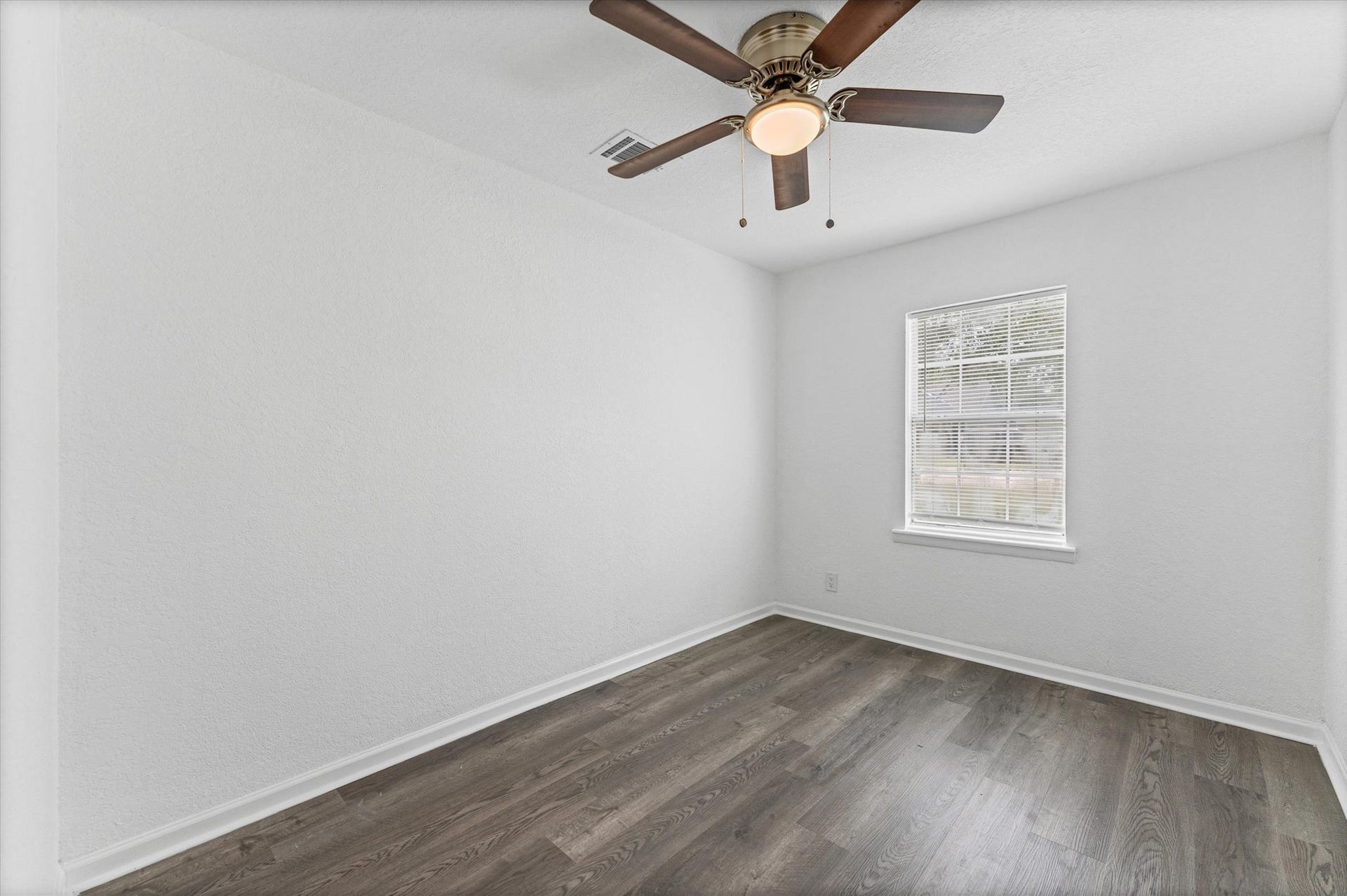 2617 Kingsdale Drive, Deer Park, TX 77536 2617 Kingsdale Drive, Deer Park, TX 77536