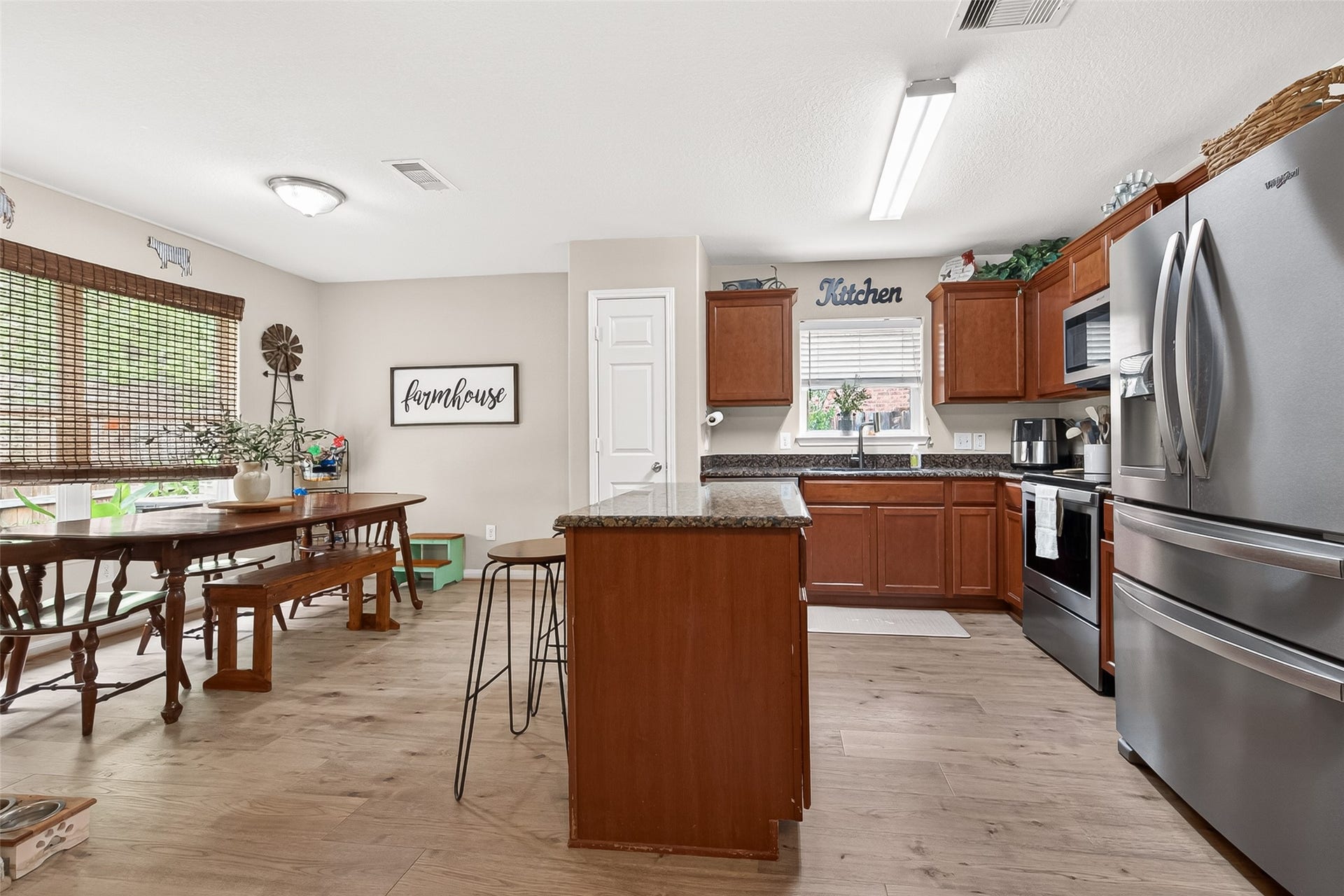 12114 Estelle Lane, Pinehurst, TX 77362 12114 Estelle Lane, Pinehurst, TX 77362