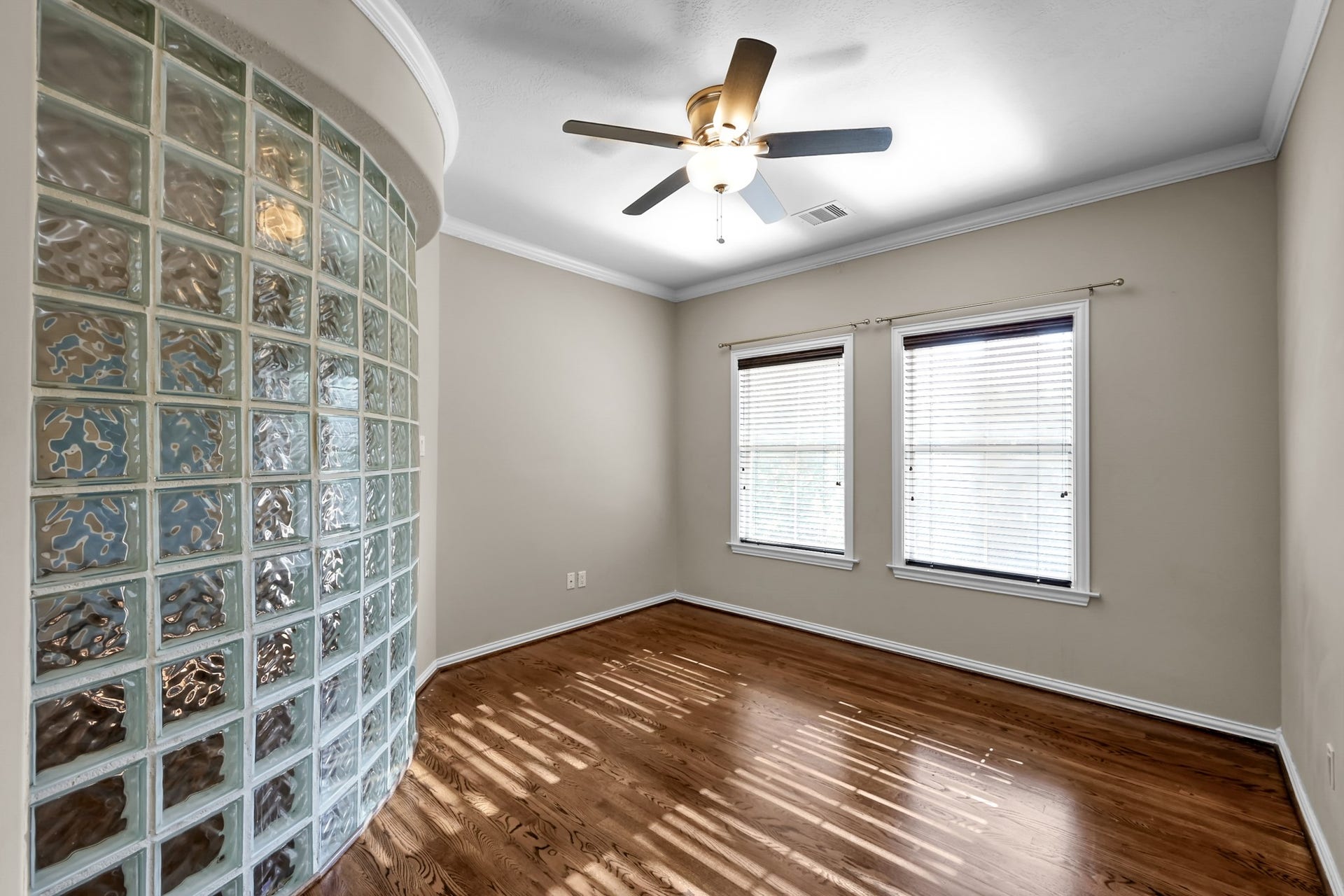 79 Melrose Drive, Montgomery, TX 77356 Upstairs Bedroom 1