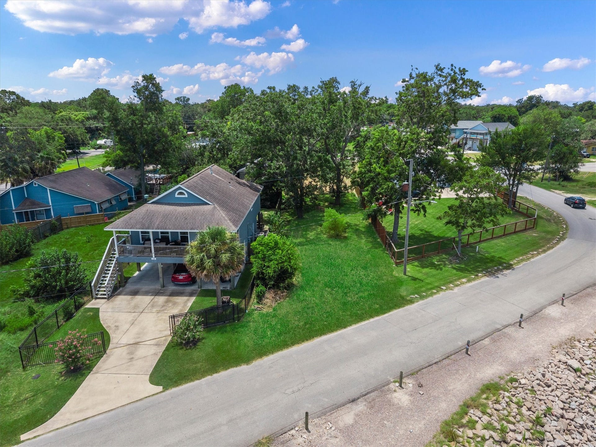 4306 Boulevard Street, Bacliff, TX 77518 4306 Boulevard Street, Bacliff, TX 77518