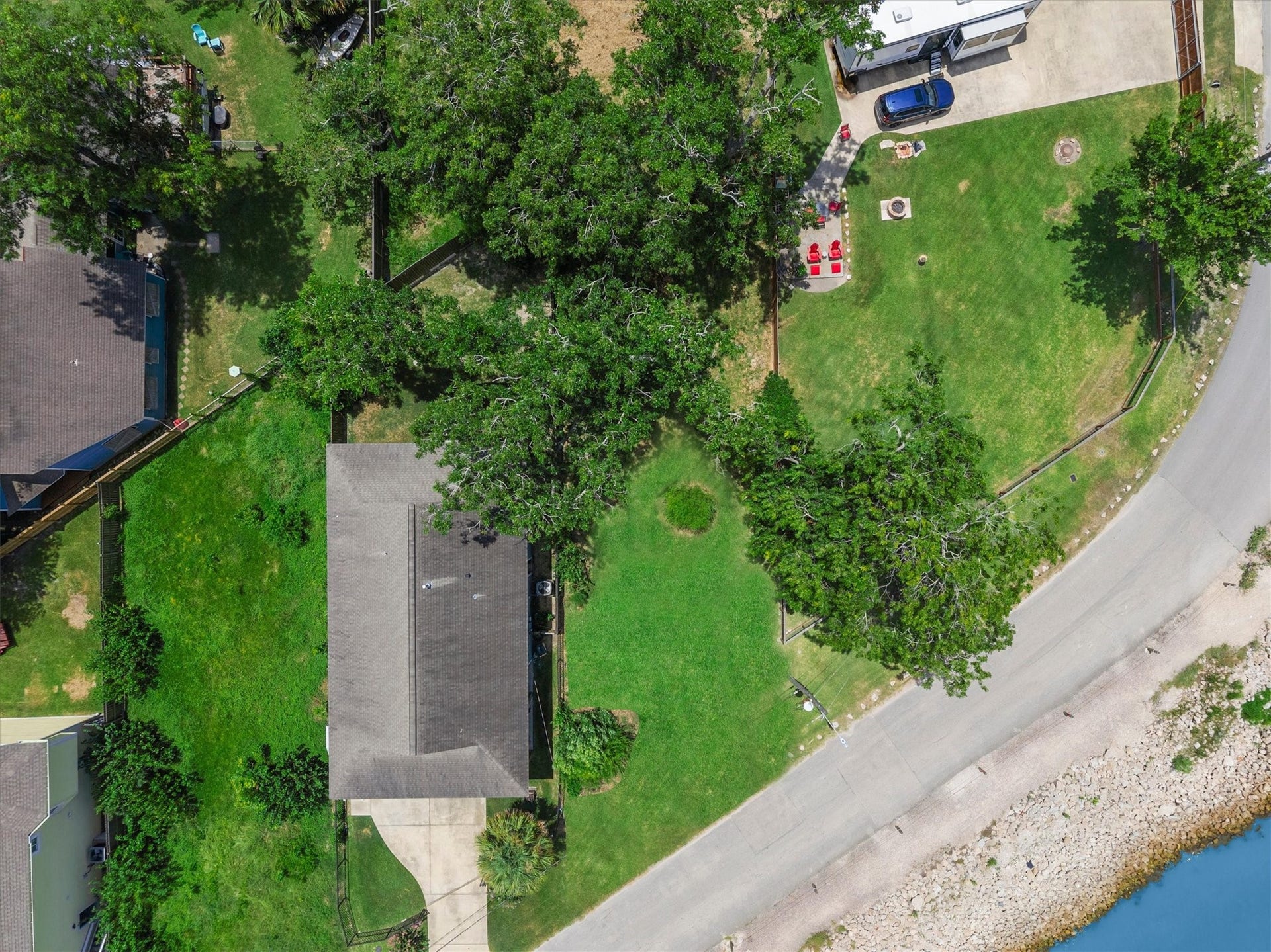 4306 Boulevard Street, Bacliff, TX 77518 4306 Boulevard Street, Bacliff, TX 77518