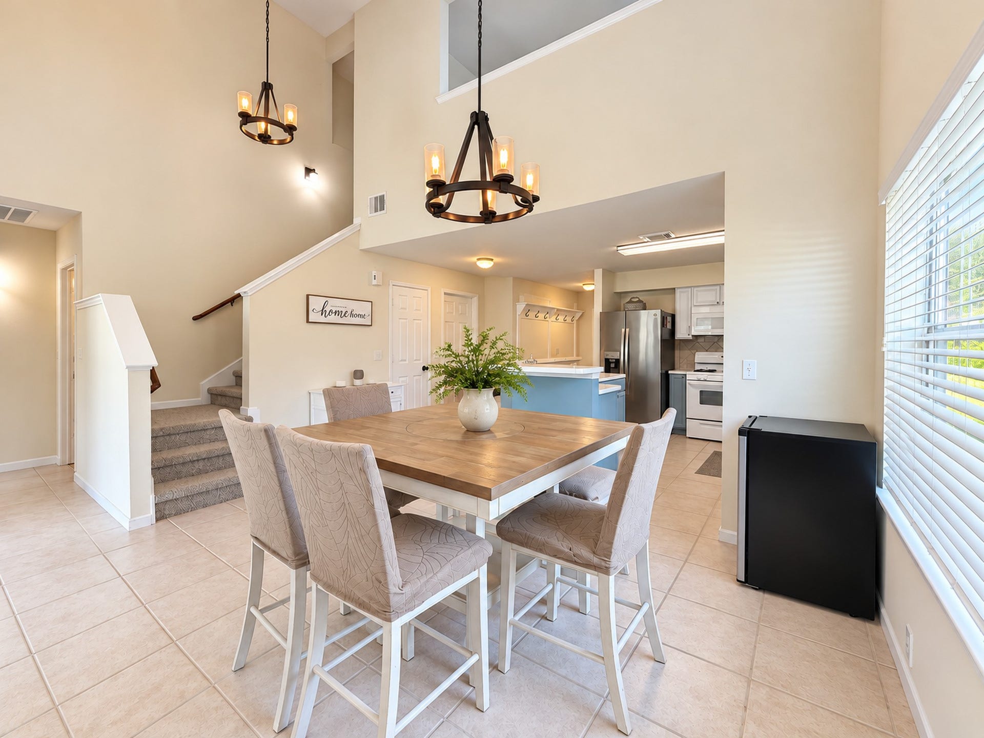 619 Cypresswood Trace, Spring, TX 77373 Enjoy double pane windows & natural light