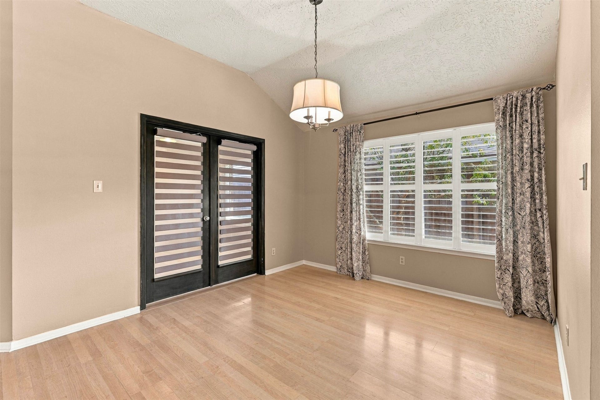 3407 Crystal Dove Drive, Spring, TX 77388
