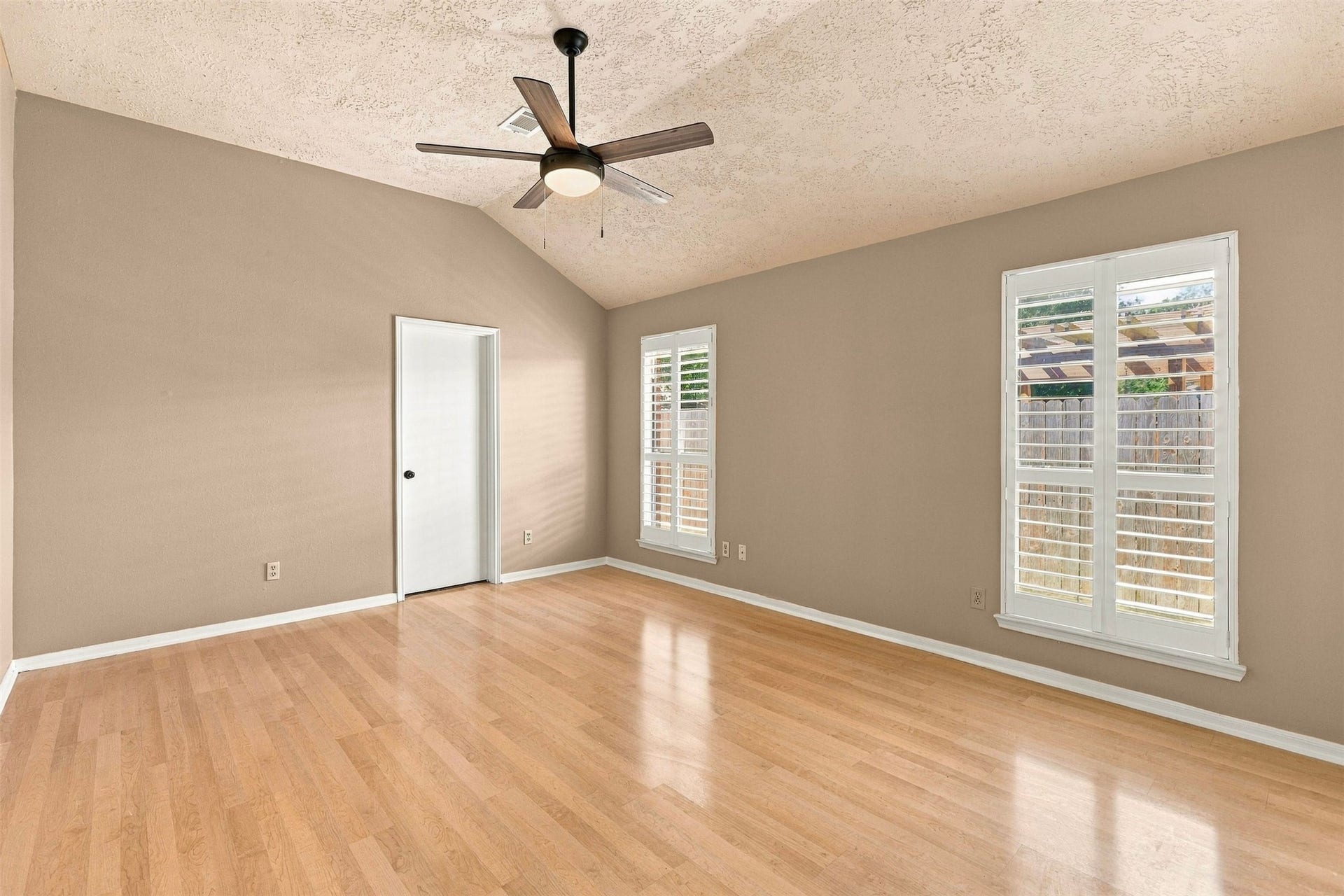 3407 Crystal Dove Drive, Spring, TX 77388