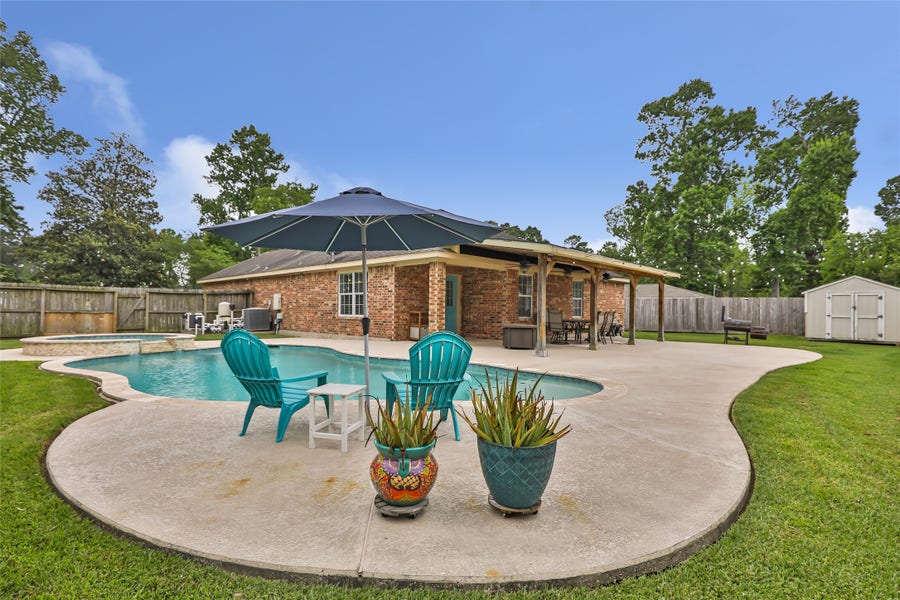 Property photo for 735 Broad Ripple Drive, Houston, TX