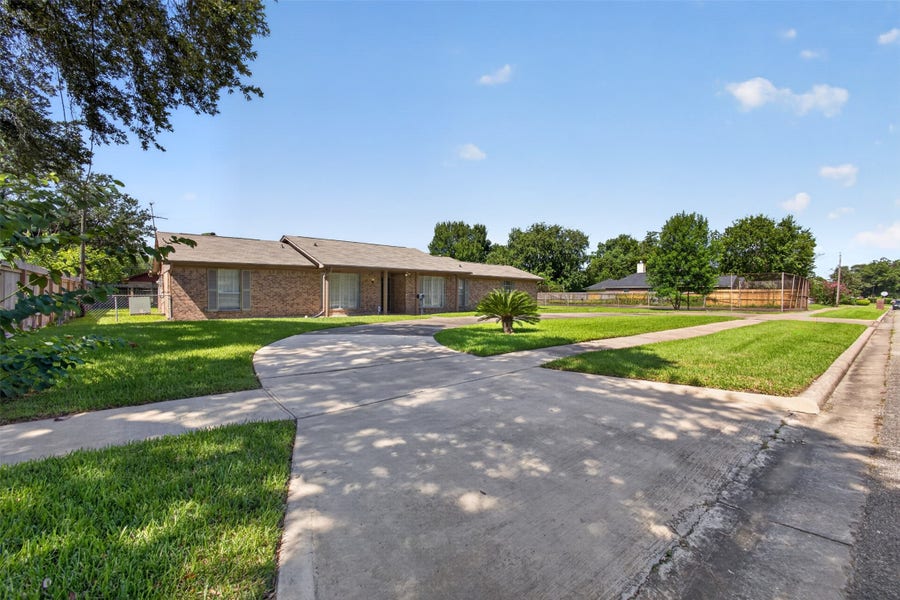 Property photo for 5010 Bricker Street, Houston, TX