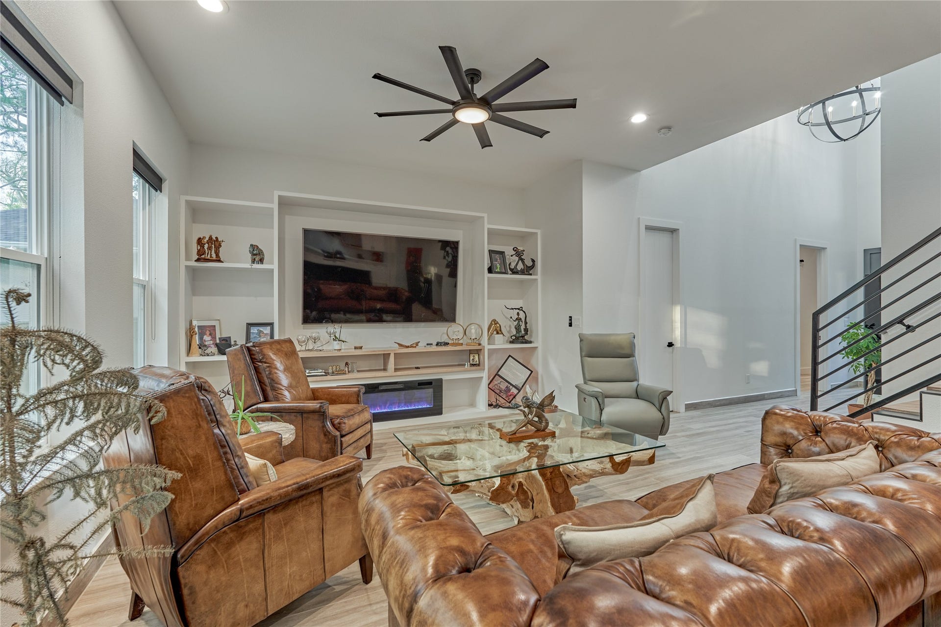 346 Camden Hills W, Montgomery, TX 77356
