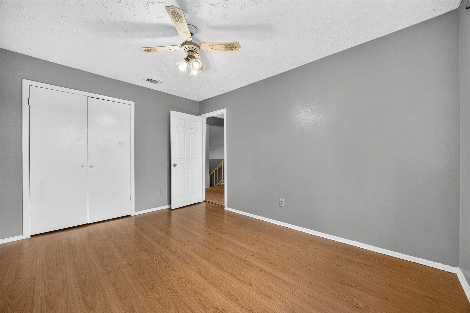 15818 Manfield Drive, Houston, TX 77082