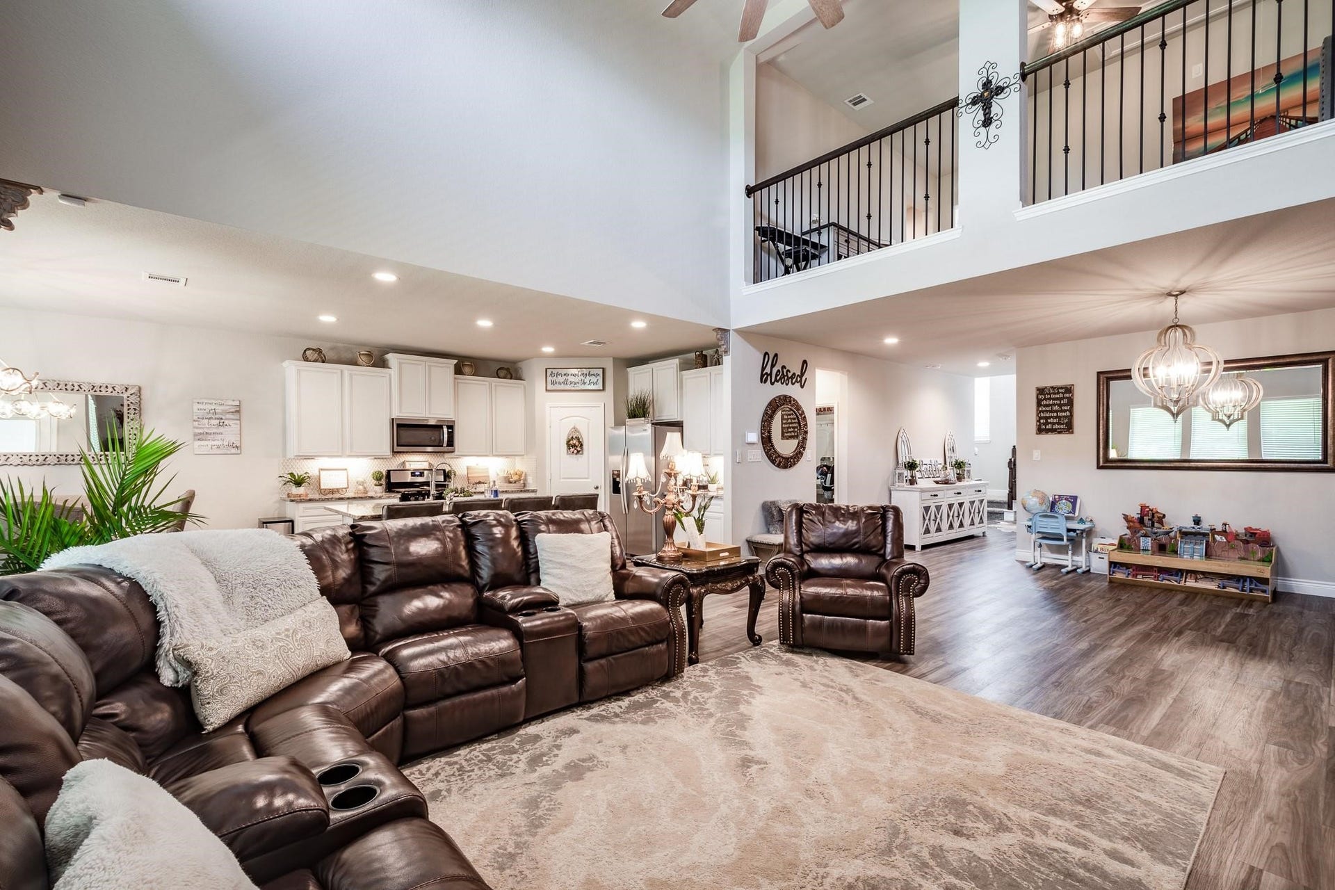 18202 Octavio Frias Trail, Houston, TX 77044 Staged