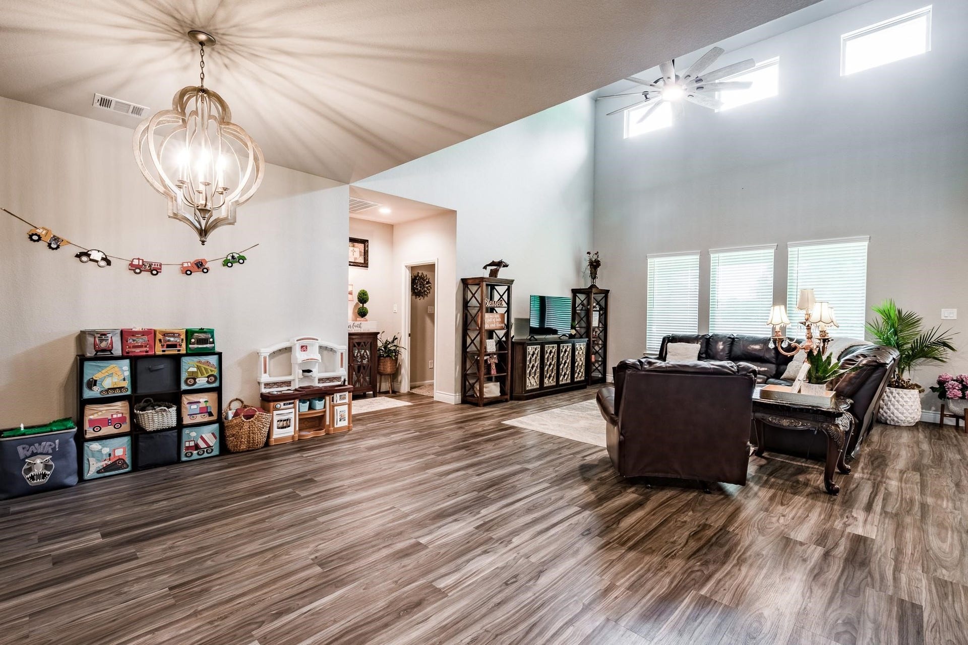 18202 Octavio Frias Trail, Houston, TX 77044 Staged