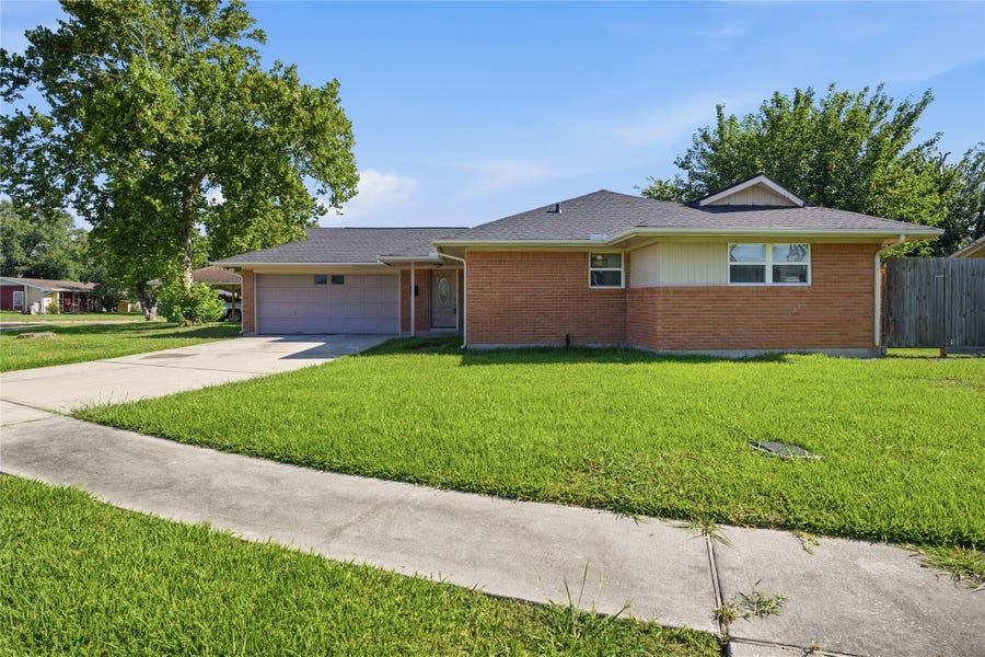Property photo for 505 Malvern Avenue, Pasadena, TX