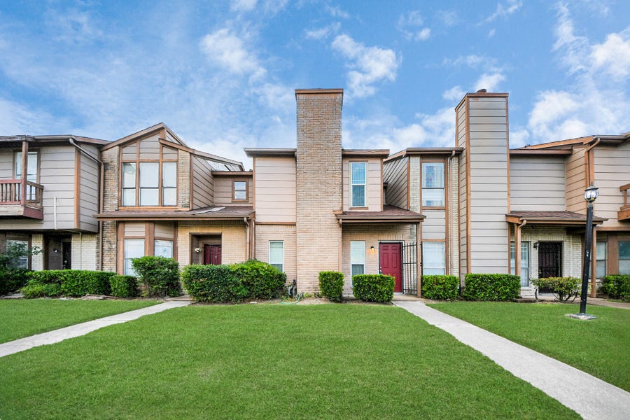 Property photo for 12500 Brookglade Circle, #158, Houston, TX